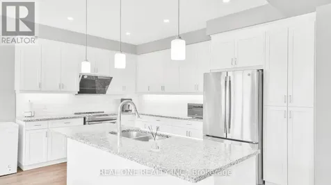 164 Mountain Holly Court Waterloo ON N2V 0E1