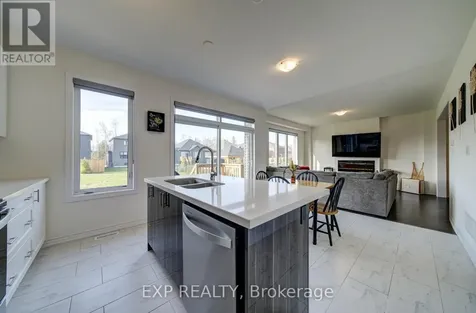 46 Simona Avenue Wasaga Beach ON L9Z 0L3