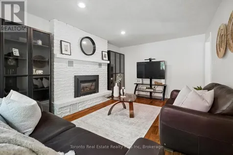 109 Ashberry Place Waterloo ON N2T 1G8