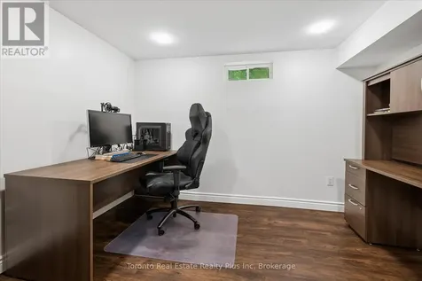 109 Ashberry Place Waterloo ON N2T 1G8