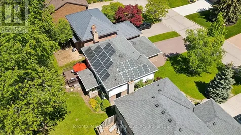 109 Ashberry Place Waterloo ON N2T 1G8