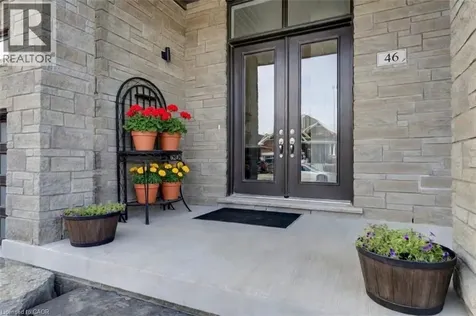 46 Simona Avenue Wasaga Beach ON L9Z 0L3