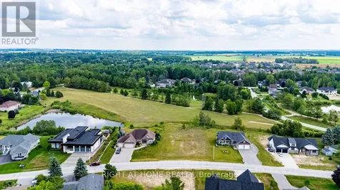 8 Deanna Drive Wasaga Beach ON L9Z 1J5