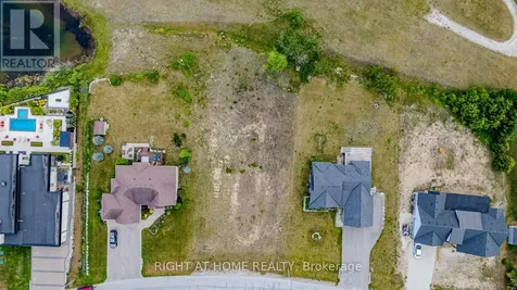 8 Deanna Drive Wasaga Beach ON L9Z 1J5
