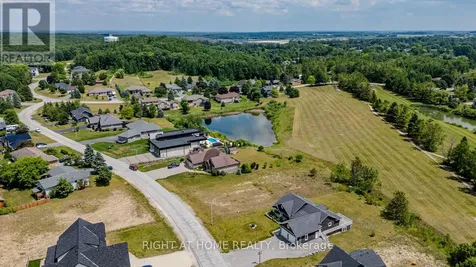 8 Deanna Drive Wasaga Beach ON L9Z 1J5