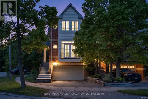 36 Crispin Court Markham (buttonville) ON L3R 4G6