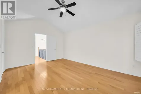 36 Crispin Court Markham (buttonville) ON L3R 4G6