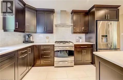 60 Huntley Crescent Kitchener ON N2M 2R3