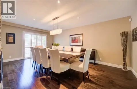 60 Huntley Crescent Kitchener ON N2M 2R3
