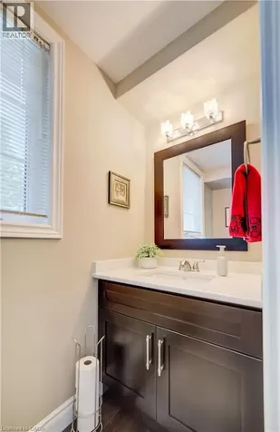 60 Huntley Crescent Kitchener ON N2M 2R3