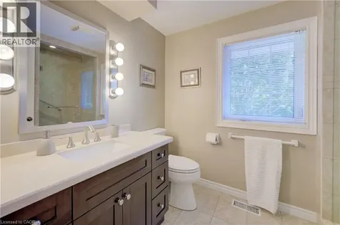 60 Huntley Crescent Kitchener ON N2M 2R3