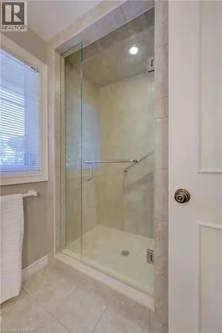 60 Huntley Crescent Kitchener ON N2M 2R3