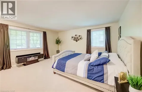 60 Huntley Crescent Kitchener ON N2M 2R3