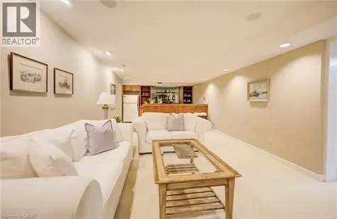 60 Huntley Crescent Kitchener ON N2M 2R3