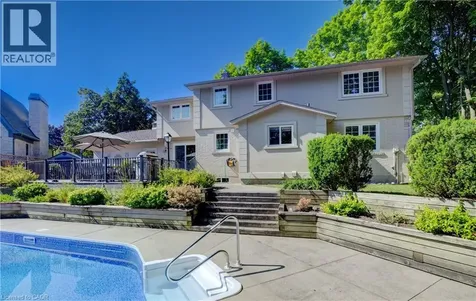 60 Huntley Crescent Kitchener ON N2M 2R3