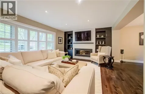 60 Huntley Crescent Kitchener ON N2M 2R3