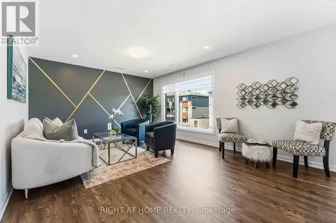 1310 Creekway Private Ottawa ON K2T 0T1