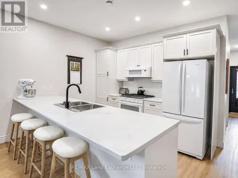 775 Campbell Avenue Kincardine ON N2Z 0H2