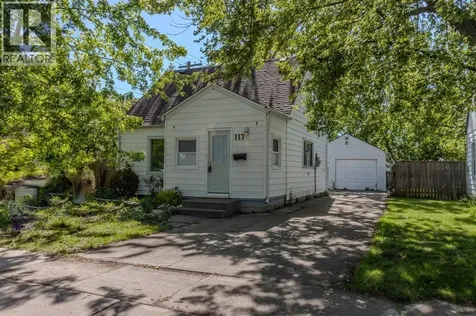 117 Walnut Avenue South Sarnia ON N7T 3V5