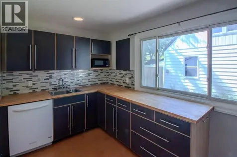 117 Walnut Avenue South Sarnia ON N7T 3V5