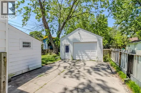 117 Walnut Avenue South Sarnia ON N7T 3V5