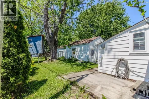 117 Walnut Avenue South Sarnia ON N7T 3V5