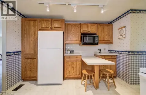 51 Underhill Crescent Kitchener ON N2A 2S7