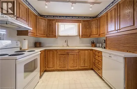 51 Underhill Crescent Kitchener ON N2A 2S7