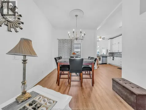 2115 Longfellow Windsor ON N9B 3J5