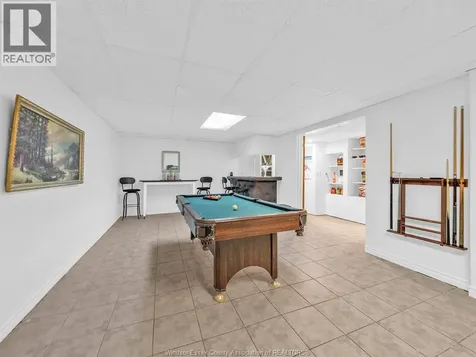 2115 Longfellow Windsor ON N9B 3J5