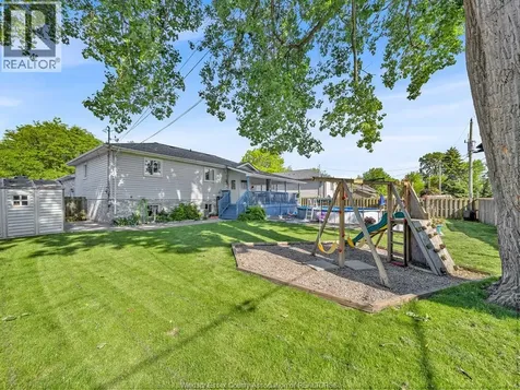 2115 Longfellow Windsor ON N9B 3J5