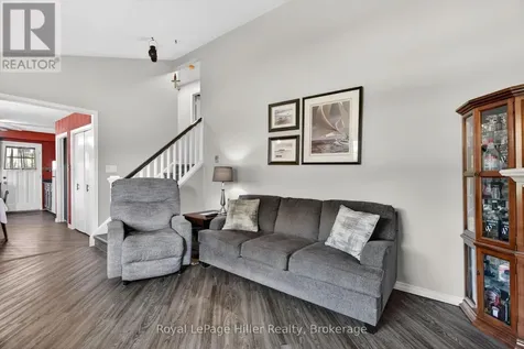 27 Greenwood Drive Stratford ON N5A 7K1