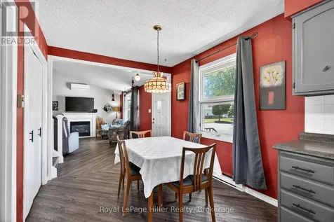 27 Greenwood Drive Stratford ON N5A 7K1