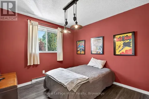 27 Greenwood Drive Stratford ON N5A 7K1