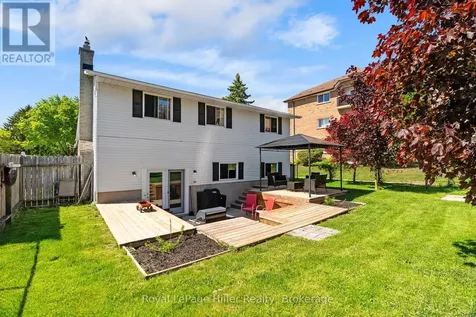 27 Greenwood Drive Stratford ON N5A 7K1