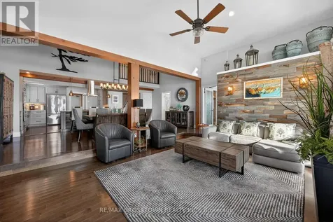 167 Lakeshore Road West Oro-medonte ON L0L 2E0