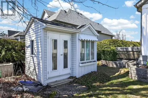 167 Lakeshore Road West Oro-medonte ON L0L 2E0