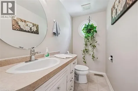 15 Cloverdale Crescent Kitchener ON N2M 4X1