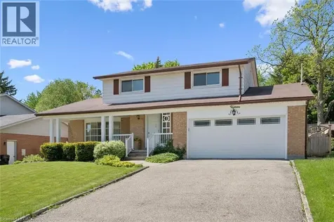 15 Cloverdale Crescent Kitchener ON N2M 4X1