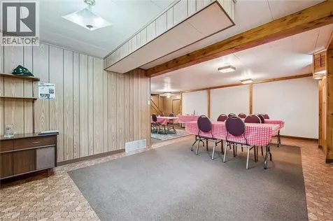 15 Cloverdale Crescent Kitchener ON N2M 4X1