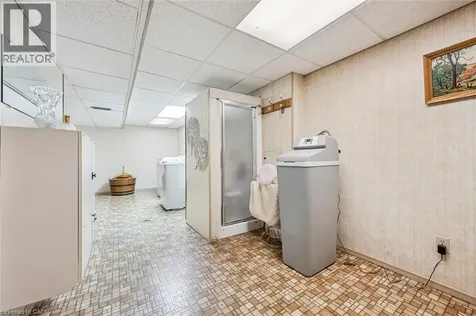 15 Cloverdale Crescent Kitchener ON N2M 4X1