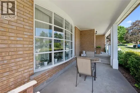 15 Cloverdale Crescent Kitchener ON N2M 4X1