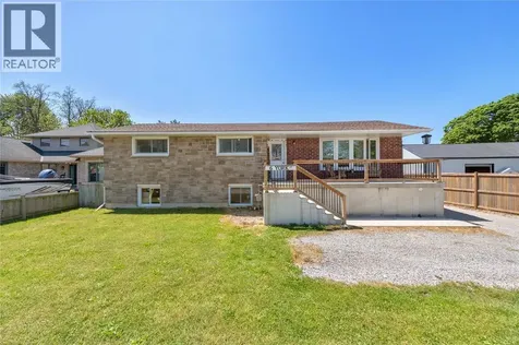 6 York Street Lambton Shores ON N0N 1J0