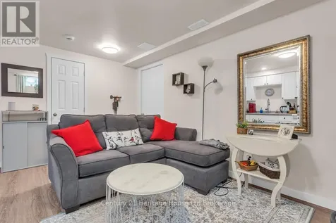 112 Rolph Street Tillsonburg ON N4G 3Y6