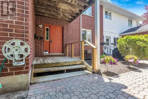 112 Rolph Street Tillsonburg ON N4G 3Y6
