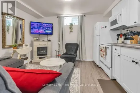 112 Rolph Street Tillsonburg ON N4G 3Y6