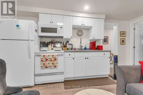 112 Rolph Street Tillsonburg ON N4G 3Y6