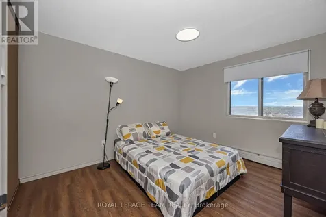 20 Chesterton Drive Ottawa ON K2E 6Z7