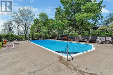 20 Chesterton Drive Ottawa ON K2E 6Z7