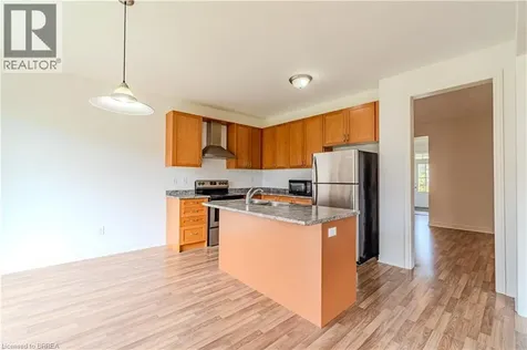 77 Barlow Place Paris ON N3L 0H1